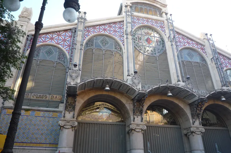 The façade of València’s Mercat Central